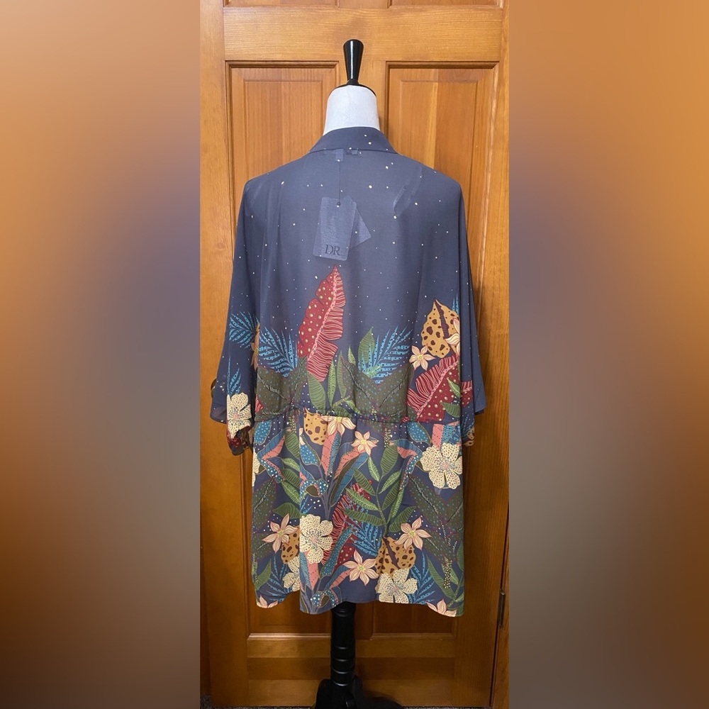 NWT Plus Size  DR2 Daniel Rain Floral Open Wrap - Picture 4 of 7